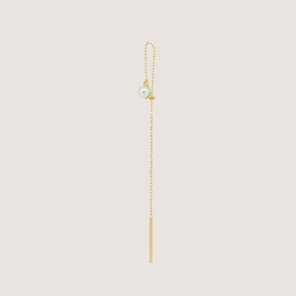 Single Pearl Protean Drape Earring