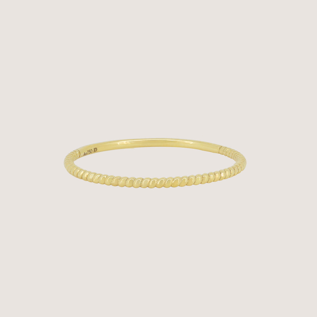Dainty Twist Band