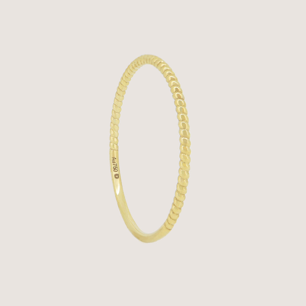 Dainty Twist Band