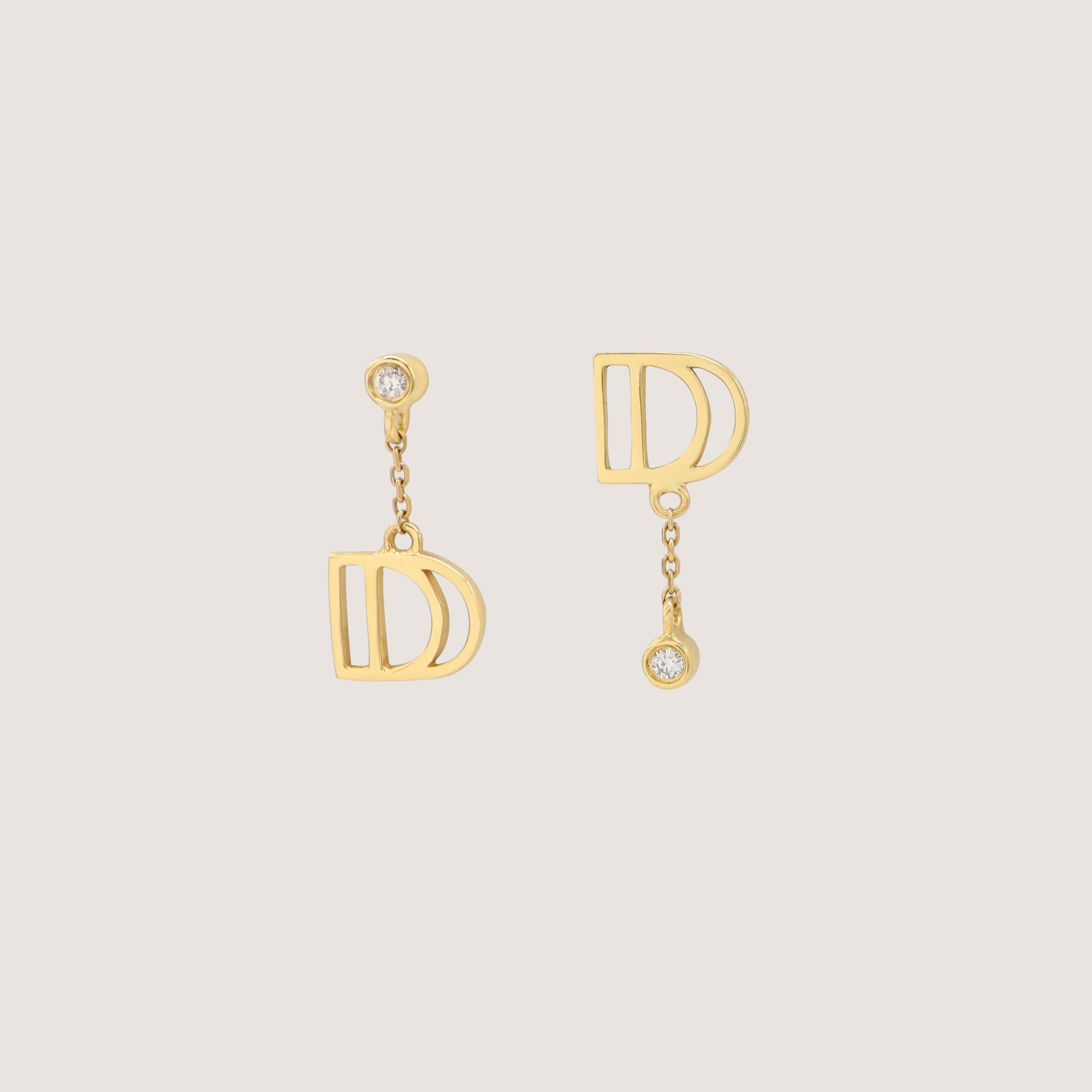 Small Crest Earrings